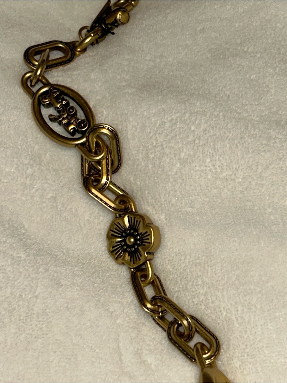 Coach Horse And Carriage Chain Strap - Picture 5 of 7